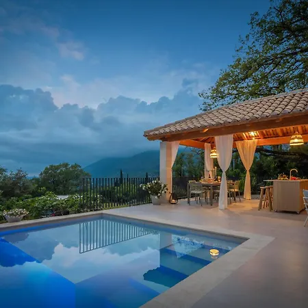 Emelie, Luxury Oasis Near Dubrovnik Villa Zastolje