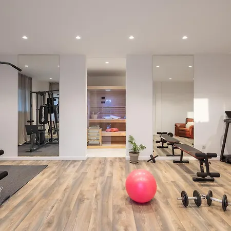 Emelie, Luxury Oasis Near Dubrovnik *