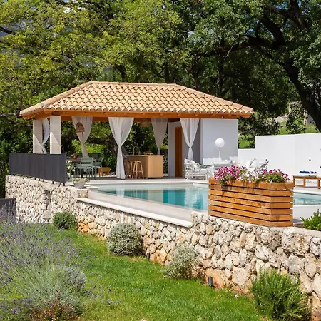 Emelie, Luxury Oasis Near Dubrovnik Villa *
