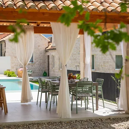 Emelie, Luxury Oasis Near Dubrovnik * Zastolje