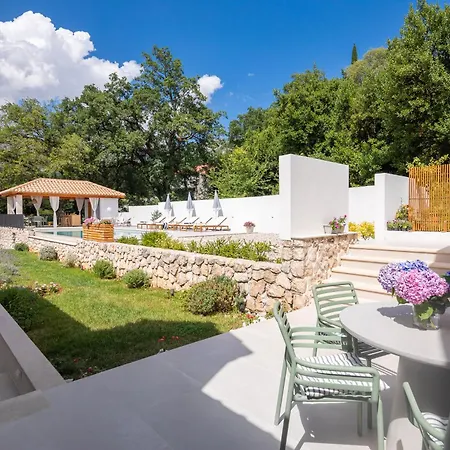 ヴィラ Emelie, Luxury Oasis Near Dubrovnik *