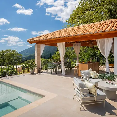 Emelie, Luxury Oasis Near Dubrovnik
