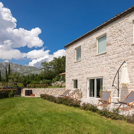 Emelie, Luxury Oasis Near Dubrovnik