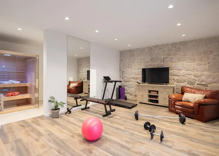 Emelie, Luxury Oasis Near Dubrovnik וילה Zastolje