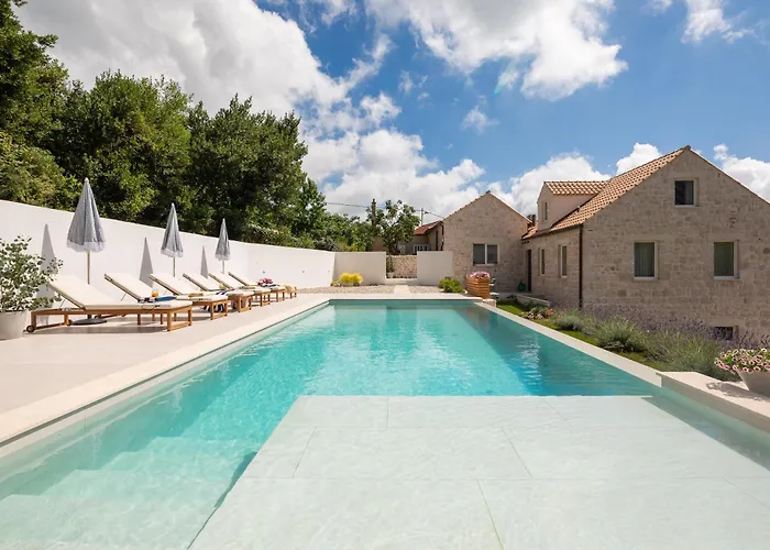 Emelie, Luxury Oasis Near Dubrovnik וילה Zastolje