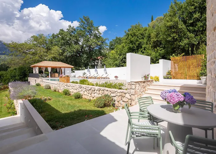 וילה Emelie, Luxury Oasis Near Dubrovnik *