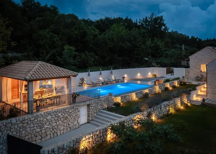 Emelie, Luxury Oasis Near Dubrovnik *